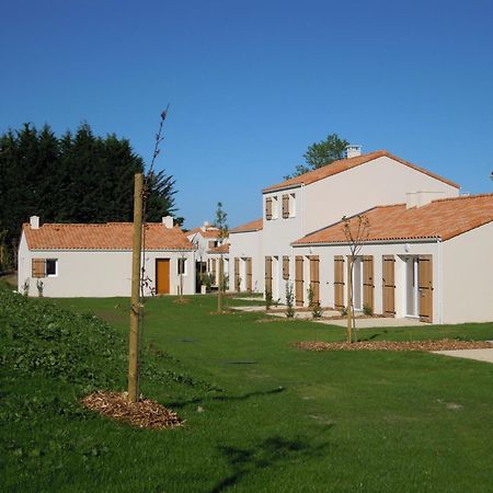 Residence Nemea Les Grands Rochers Les Sables-d'Olonne Exterior photo