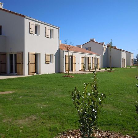 Residence Nemea Les Grands Rochers Les Sables-d'Olonne Exterior photo