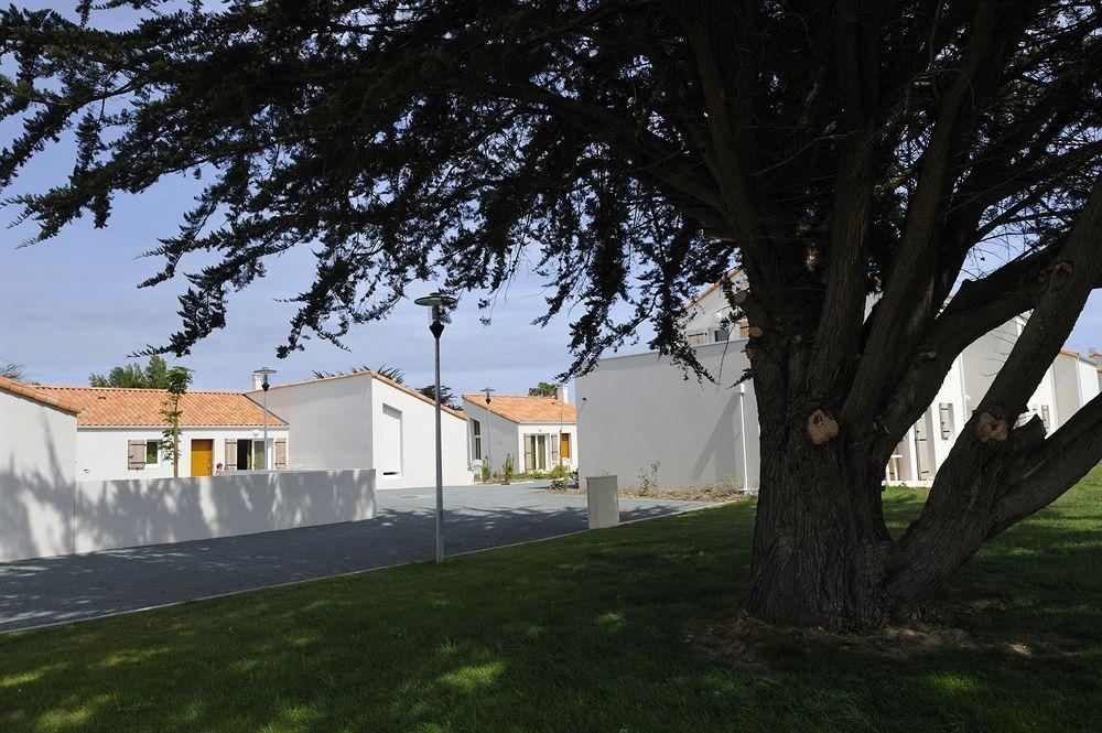 Residence Nemea Les Grands Rochers Les Sables-d'Olonne Exterior photo