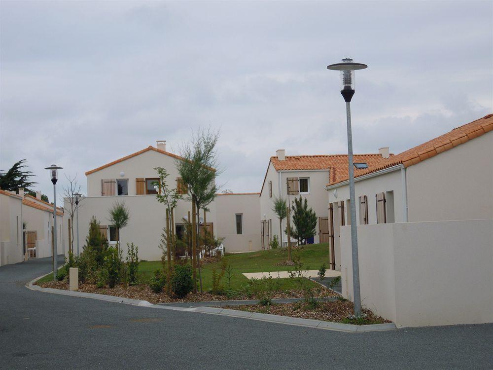 Residence Nemea Les Grands Rochers Les Sables-d'Olonne Exterior photo