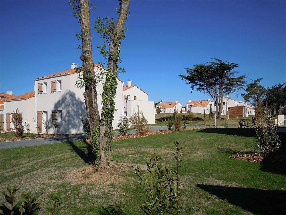 Residence Nemea Les Grands Rochers Les Sables-d'Olonne Exterior photo