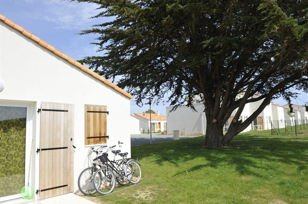 Residence Nemea Les Grands Rochers Les Sables-d'Olonne Exterior photo