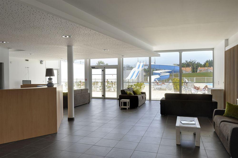 Residence Nemea Les Grands Rochers Les Sables-d'Olonne Exterior photo