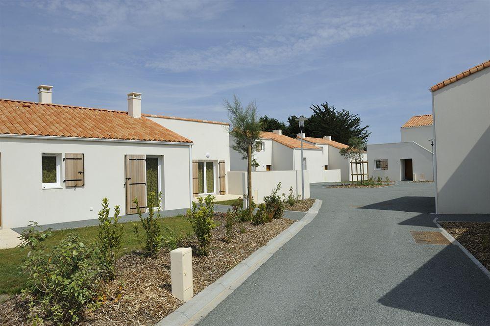 Residence Nemea Les Grands Rochers Les Sables-d'Olonne Exterior photo