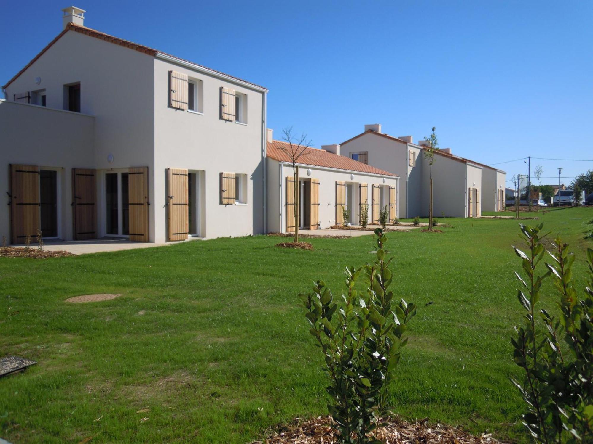 Residence Nemea Les Grands Rochers Les Sables-d'Olonne Exterior photo