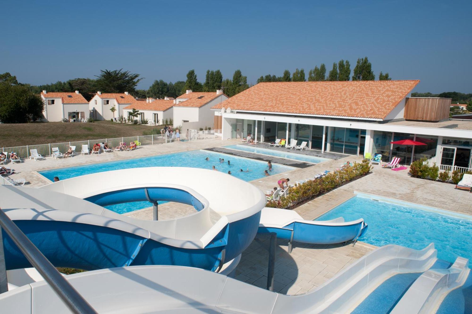 Residence Nemea Les Grands Rochers Les Sables-d'Olonne Exterior photo