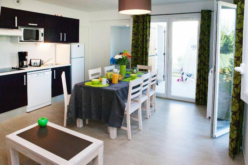 Residence Nemea Les Grands Rochers Les Sables-d'Olonne Exterior photo